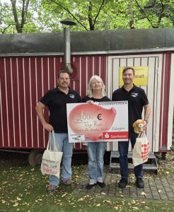 Spendenübergabe der Fa. Föckersperger