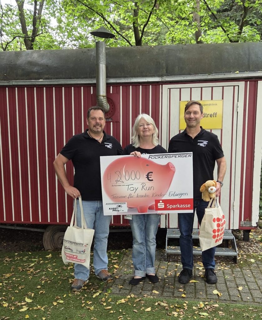Spendenübergabe der Fa. Föckersperger